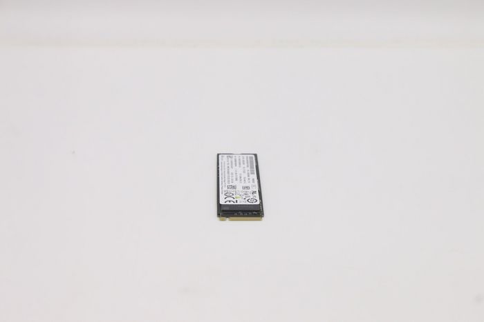 Lenovo SSD M.2 2280 1TB NVMe PCIe 3.0 x4 - Vitesse de lecture 3500 MB/s et écriture 3000 MB/s