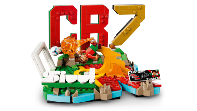 LEGO Cristiano Ronaldo : Phénomènes du Football 43012 Edition Spéciale CR7 avec Minifigure et Plaque de Collection