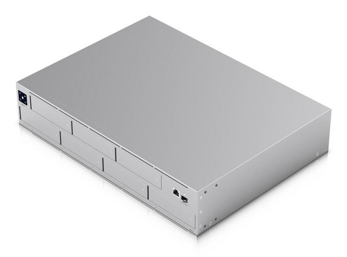 Ubiquiti UNiFi NAS 2U - Serveur de stockage réseau avec processeur Quad-Core ARM Cortex-A57 à 1.7 GHz, 8 Go de RAM, 7 baies 2.5/3.5", ports 10G SFP+ et GbE RJ45, écran tactile 1.3"