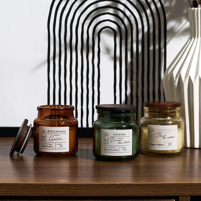 Home Deco Factory Bougie Parfumée en Pot de Verre Home Deco Factory Bougie Parfumée en Pot de Verre