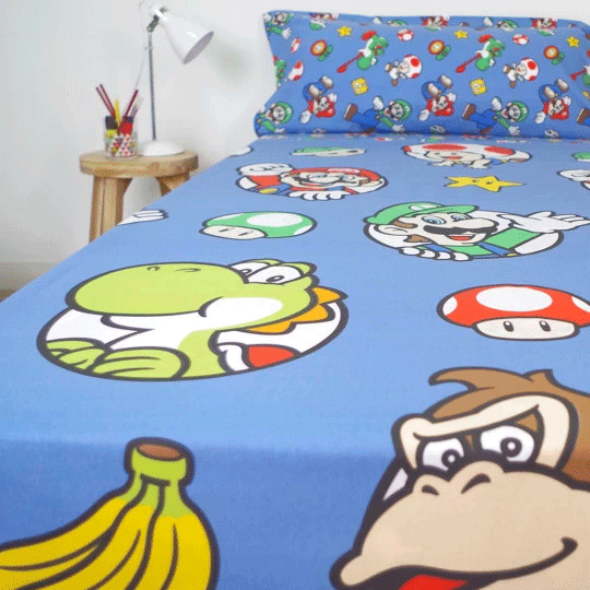NINTENDO Kit de draps Super Mario Bros 90 cm avec housse de couette 160x260 cm, drap housse et taie d'oreiller en Coton et Polyester NINTENDO Kit de draps Super Mario Bros 90 cm avec housse de couette 160x260 cm, drap housse et taie d'oreiller en Coton et Polyester