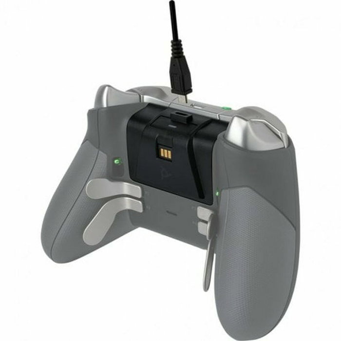 PDP Kit Play & Charge pour manettes Xbox One et Series X|S - Noir PDP Kit Play & Charge pour manettes Xbox One et Series X|S - Noir