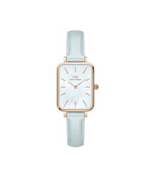 Daniel Wellington DW00100638 avec bracelet bleu et boîtier rose