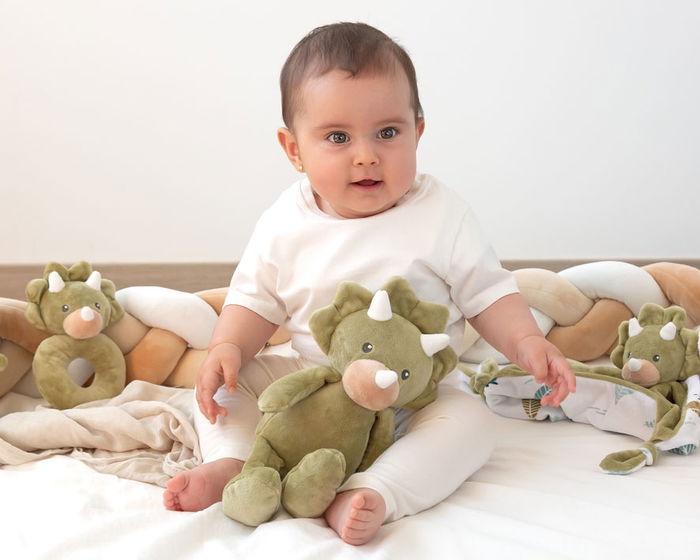 KioKids Peluche Dinosaurio en Peluche Verte en Polyester - Jouet Doux et Léger pour Bébé dès 0 Mois KioKids Peluche Dinosaurio en Peluche Verte en Polyester - Jouet Doux et Léger pour Bébé dès 0 Mois