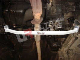 Ultra Racing 2-point front lower tiebar pour SUZUKI SWIFT 89-94