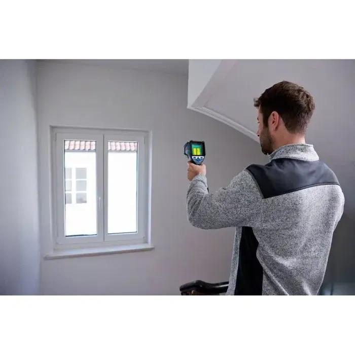 Bosch Caméra thermique professionnelle GTC 600 C, haute résolution, plage -20 °C à +600 °C, robuste, interface intuitive avec enregistrement, pour chantier et détection isolation