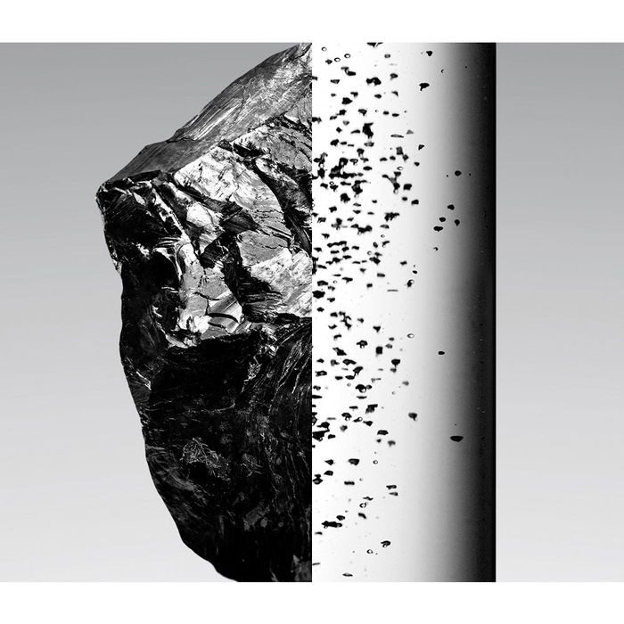 L'Oréal Paris Men Expert Gel Exfoliant Purifiant au Charbon Noir pour Homme 100 ml L'Oréal Paris Men Expert Gel Exfoliant Purifiant au Charbon Noir pour Homme 100 ml