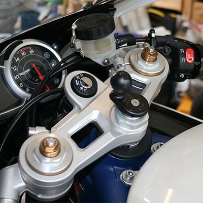 RAM Mounts B-176U Support double boule pour fourche de moto, base diamant compatible AMPS, diamètre 12-33mm