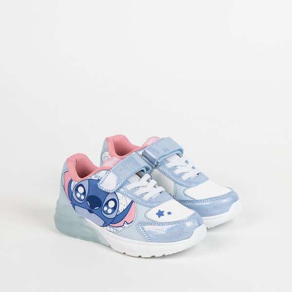 Cerdá T030 - Chaussures de sport à semelle TPR avec lumières et motif Stitch (âge 3 ans, pointure 30, bleu clair) Cerdá T030 - Chaussures de sport à semelle TPR avec lumières et motif Stitch (âge 3 ans, pointure 30, bleu clair)
