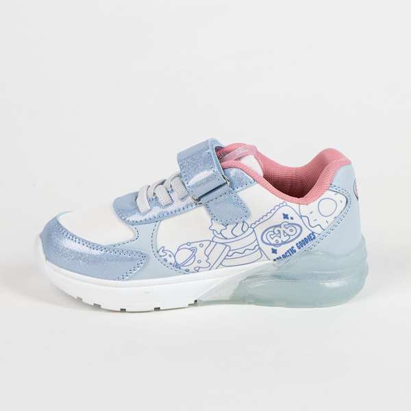 Cerdá T030 - Chaussures de sport à semelle TPR avec lumières et motif Stitch (âge 3 ans, pointure 30, bleu clair) Cerdá T030 - Chaussures de sport à semelle TPR avec lumières et motif Stitch (âge 3 ans, pointure 30, bleu clair)