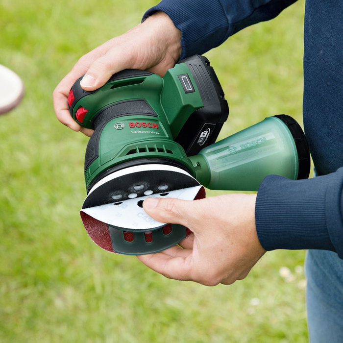 Bosch UniversalOrbit 18V-20 Ponceuse excentrique sans fil 125mm avec batterie 2,0 Ah et chargeur