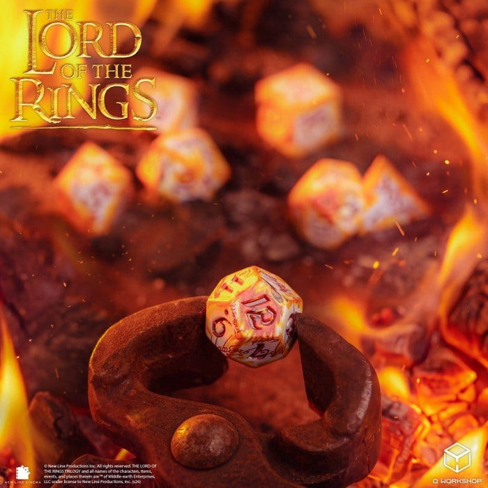 Q Workshop Le Seigneur des Anneaux Full Art Set de 7 dés Porteurs de l'Anneau (Whitefire Radiance) sunet Q Workshop Le Seigneur des Anneaux Full Art Set de 7 dés Porteurs de l'Anneau (Whitefire Radiance) sunet
