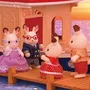Sylvanian Families 5190 Les grands-parents Lapin Chocolat – Rhys et Patricia avec lunettes et tenues marines – Figurines articulées pour collection