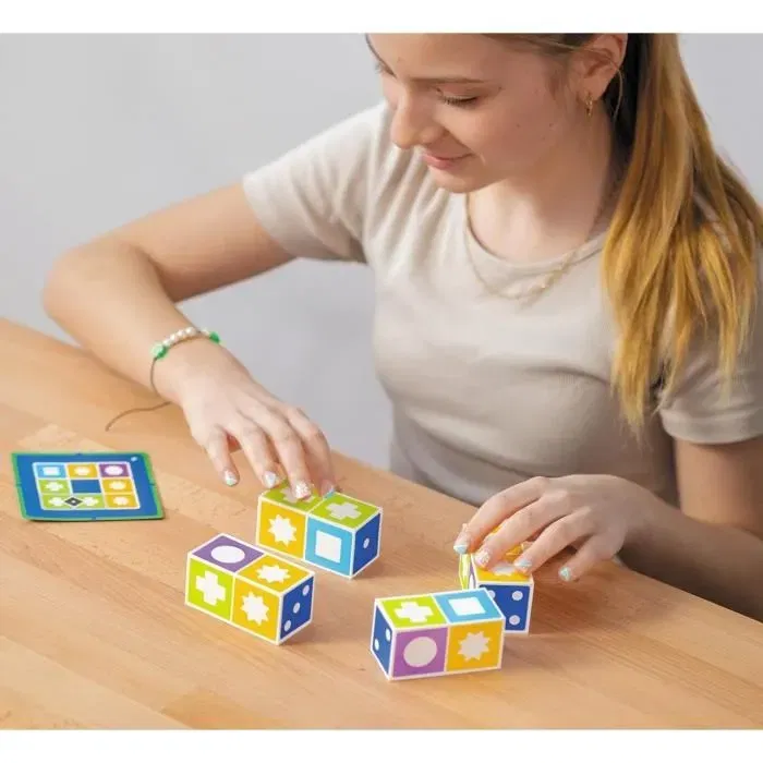 Asmodee - Déblok Junior, Jeu de réflexion en français avec 40 puzzles pour enfants de 4 ans et plus, Blocs inclus