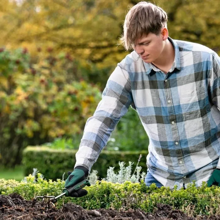 Bosch Griffe à main ergonomique pour jardin - Acier inoxydable - Désherbage, préparation du sol Bosch Griffe à main ergonomique pour jardin - Acier inoxydable - Désherbage, préparation du sol