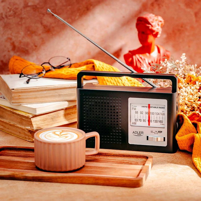 Adler Radio portable AM/FM AD 1909, antenne télescopique, 15.5 x 21 x 6 cm Adler Radio portable AM/FM AD 1909, antenne télescopique, 15.5 x 21 x 6 cm