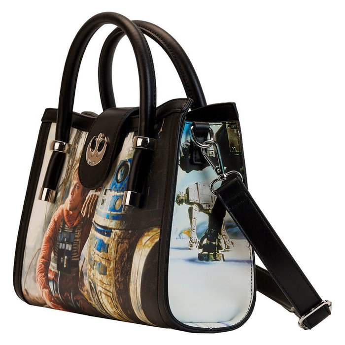 Loungefly - Sacoche Star Wars The Empire Strikes Back Final Frames en cuir végan - Dimensions 28.7 x 23.7 x 8.7 cm, bandoulière réglable, détails imprimés Loungefly - Sacoche Star Wars The Empire Strikes Back Final Frames en cuir végan - Dimensions 28.7 x 23.7 x 8.7 cm, bandoulière réglable, détails imprimés