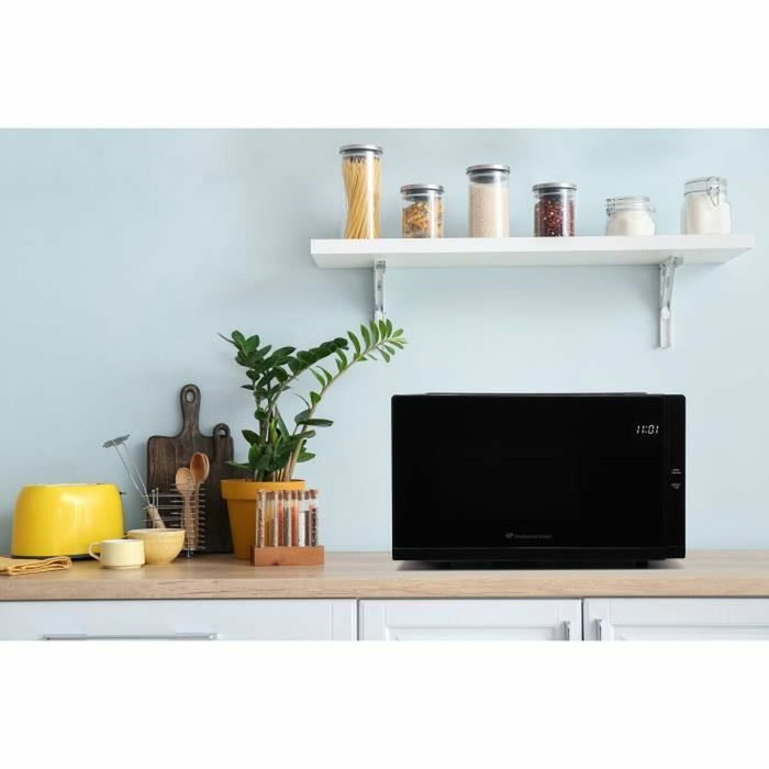 Continental Edison CEMO23B Noir 23 L 800 W Continental Edison CEMO23B Noir 23 L 800 W