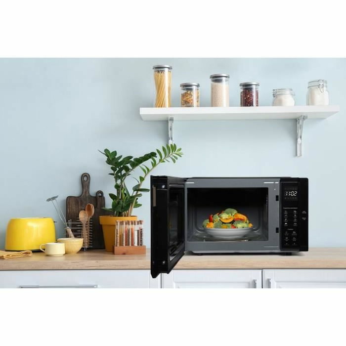Continental Edison CEMO23B Noir 23 L 800 W Continental Edison CEMO23B Noir 23 L 800 W