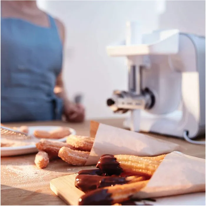 Bosch MUZ45SV2 - Filière à Biscuits - 4 Formes - Compatible avec les Hachoirs à Viande des Robots Pâtissiers MUM - Durable Bosch MUZ45SV2 - Filière à Biscuits - 4 Formes - Compatible avec les Hachoirs à Viande des Robots Pâtissiers MUM - Durable
