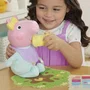 Hasbro Peppa Pig Gros Câlins Evie - Poupée Interactive Peluche avec 4 Accessoires et 20+ Sons, Personnage Série TV dès 3 ans