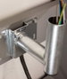 Next Green Angle bracket 60 - Support en tube galvanisé Ø 60 mm pour fixation en façade avec déport pour boîtier de recharge