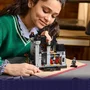 LEGO L'Académie Nevermore 76788 - Maquette d'École avec 3 Figurines