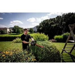 Metabo HS 18 LTX 65 Taille-haies sans fil 18V Batterie Lame 65 cm Laser et Diamant Coupe nette