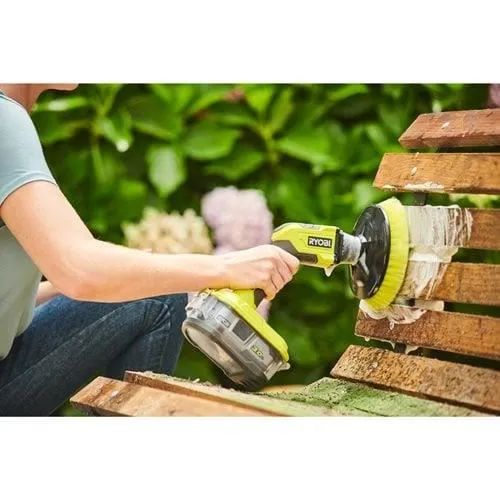 Ryobi Brosse Motorisée 18V ONE+ R18CPS-0, Diamètre 150 mm, 210 tr/min, Protection IPX7, Livrée avec Brosse Moyenne