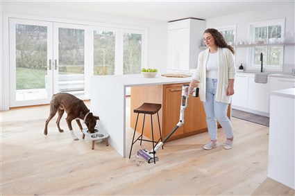 Shark IW1611EU Aspirateur balai sans fil Detect Pro - Aspirateur intelligent avec technologie Anti-Allergen, autonomie 60 min, batterie amovible et brosse Anti Hair Wrap