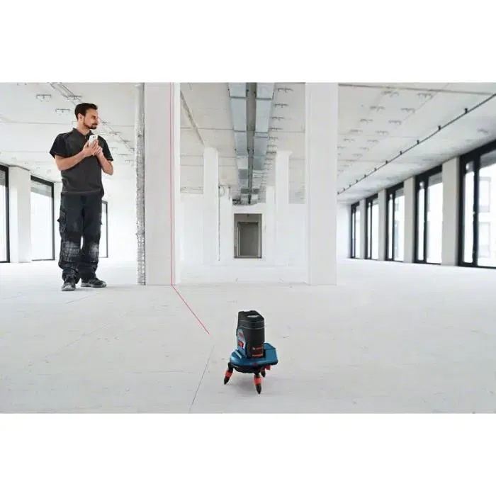 Bosch Professional GCL 2-50 C Laser à ligne avec tête rotative RM 2 et BT 150, 2 croix, télécommande Bluetooth via application, 0601066G02