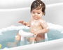 KioKids Siège de Baignoire Sécurité Bébé Blanc, Détecteur de Température >38°C, 5 Ventouses, Confort Accru, Âge +12 Mois, Collection Purewhite