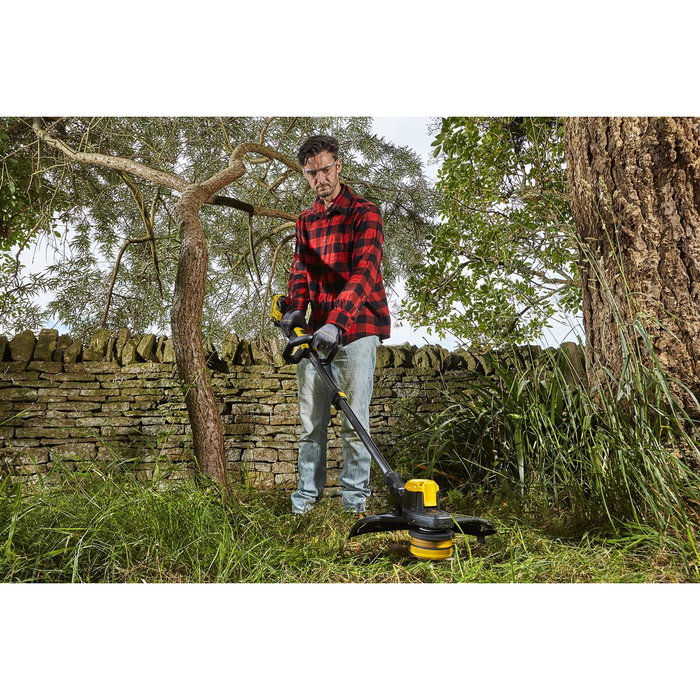 Stanley Fatmax Coupe-bordure Brushless 18V avec batterie 4Ah et chargeur