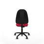 Chaise de bureau Algarra avec mécanisme de contact permanent de base, recouverte de tissu rouge. Équipée d'une base en polyamide noir, sans accoudoirs et avec roulettes autobloquantes.