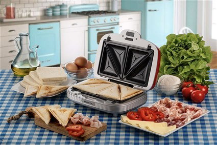 Ariete 1972/00 - Sandwichera Multifonction 3 en 1 pour Sandwiches, Donuts et Cupcakes, Design Rétro, Rapide et Facile à Utiliser, Rouge