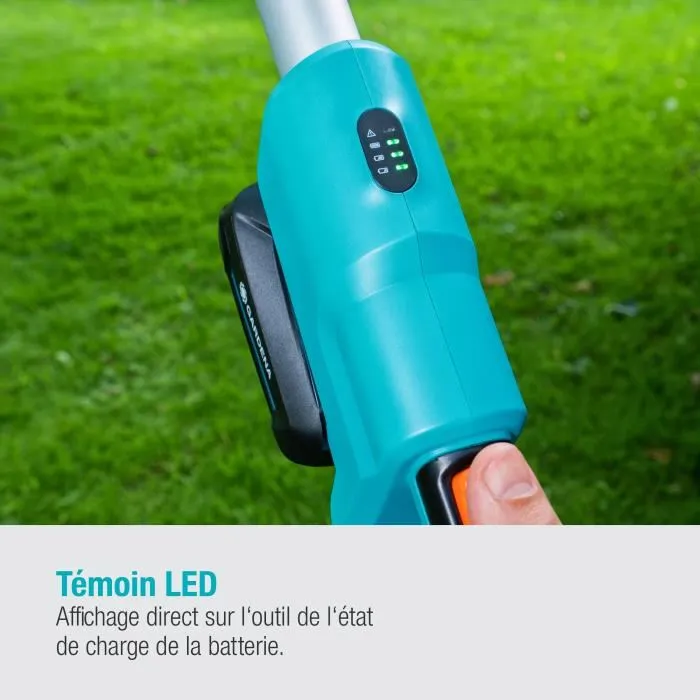 Gardena THS42/18V P4A Taille-haies sur perche télescopique et inclinable à batterie 18V - Lame 42 cm, portée 3 m avec batterie Li-ion