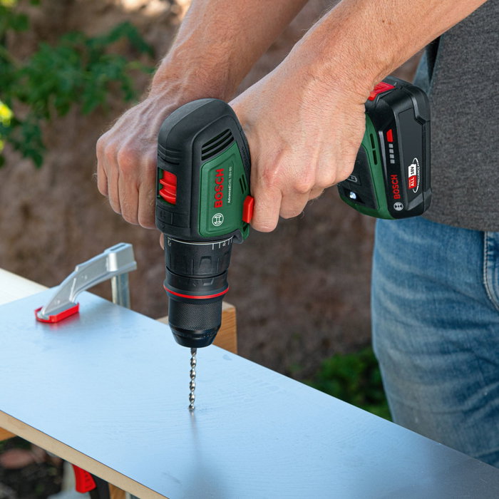Bosch AdvancedDrill 18V-80 QuickSnap