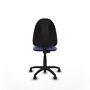 Chaise de bureau Aýna avec mécanisme Contact permanent de base, recouverte de tissu bleu clair. Équipée d'une base en polyamide noir, sans accoudoirs et avec des roulettes pour parquet