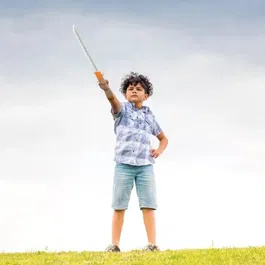 Lexibook - Sabre Laser LED Naruto avec Effets Sonores, Lumière Éclatante, Rechargeable USB-C