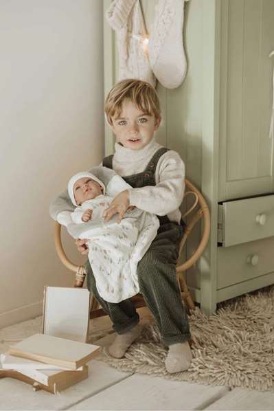 Muñecas Arias Muñeco Elegance Andie, Poupée de Poids avec Saquto 40 cm, Corps Doux, Langue Espagnol Muñecas Arias Muñeco Elegance Andie, Poupée de Poids avec Saquto 40 cm, Corps Doux, Langue Espagnol