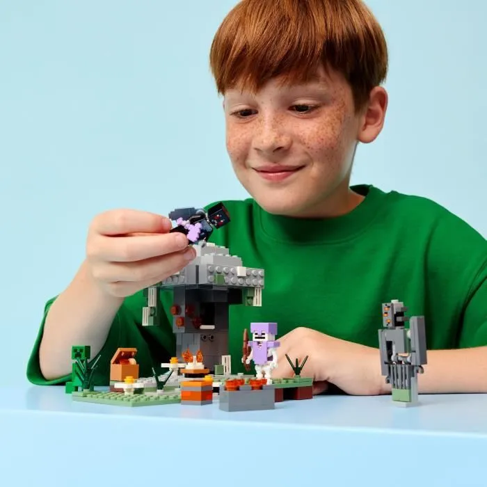 LEGO Minecraft 21586 Le Jardin Pâle - Jeu de Construction avec Figurine de Grinceur, Creeper et Squelette - À Partir de 7 ans