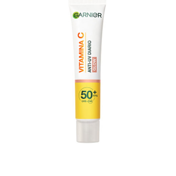 Garnier Ambre Solaire Super UV Sérum Invisible SPF50+ Vitamine C Anti-Taches Unisexe 40 ml Garnier Ambre Solaire Super UV Sérum Invisible SPF50+ Vitamine C Anti-Taches Unisexe 40 ml