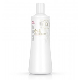 Wella - BLONDOR FREELIGHTS - Oxydant 20 Vol 1 Litre pour décoloration précise à main levée