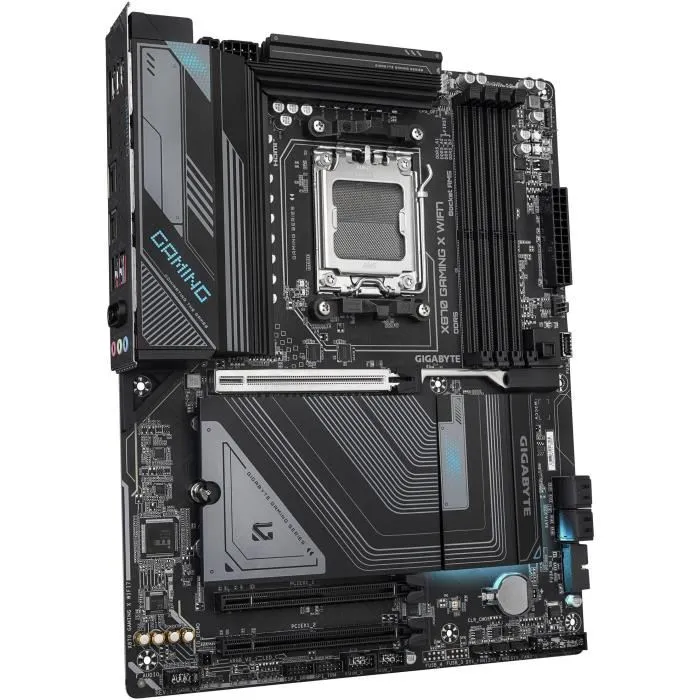 GIGABYTE X870 GAMING X WIFI7 Carte Mère ATX AM5 - AMD Ryzen 9000/8000/7000, DDR5 jusqu'à 8000 MHz, PCIe 5.0, Wi-Fi 7, 2.5 GbE LAN, USB 4