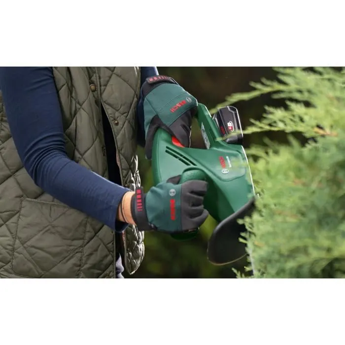 Bosch UniversalHedgePole 18 - Taille-haies sans fil télescopique avec perche, tête pivotante, longueur de lame 43 cm, batterie 18V 2.5Ah et chargeur