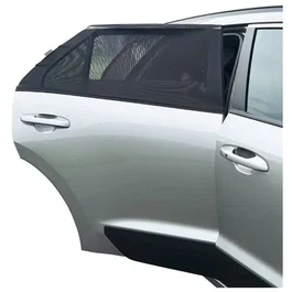 Dreambaby - Pare-soleil pour bébé voiture - Pack de 2 chaussettes de fenêtre en maille respirante - Protection solaire et thermique pour vitres arrière