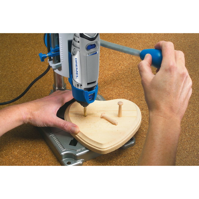 Dremel Support vertical de perceuse 220 en acier Dremel Support vertical de perceuse 220 en acier