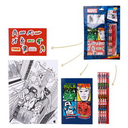 CERDÁ - Set de Papeterie à Colorier Avengers Marvel - Contient : Carnet A4, Carnet A5, 5 Crayons de Couleur, Autocollants - 21,5x32 cm