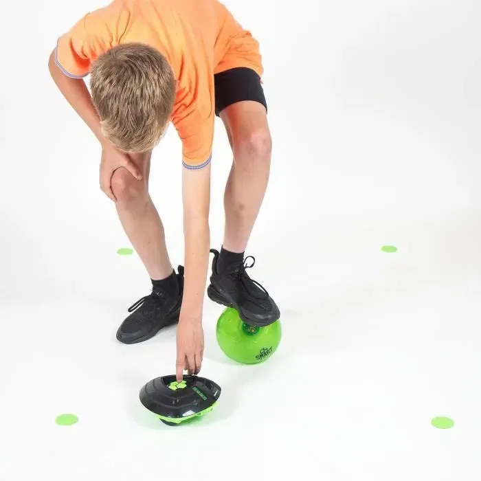 Giochi Preziosi Smart Ball Soccer Bot MR100 - Robot entraîneur de football d'intérieur avec capteurs, 3 niveaux de difficulté - Solo ou multijoueurs, à partir de 6 ans