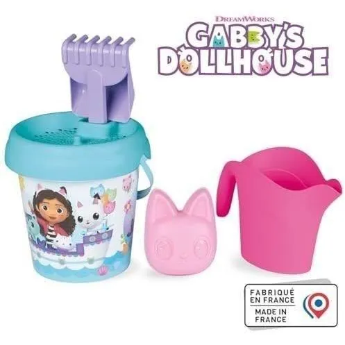 Smoby - Seau de plage Gabby et la maison magique avec tamis, râteau, pelle, arrosoir et moule à sable - 17 cm - En plastique recyclé - À partir de 18 mois
